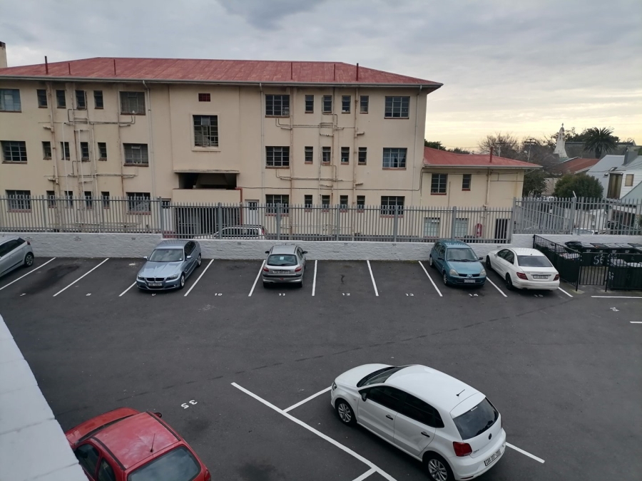 1 Bedroom Property for Sale in Mowbray Western Cape